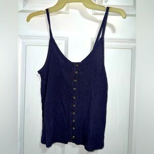 American Eagle navy blue button down tank top.